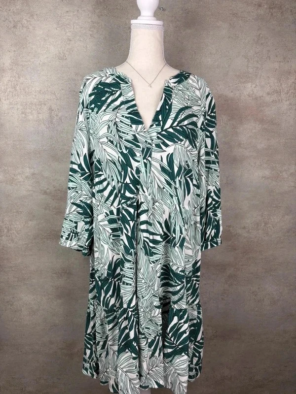 🌸 Robe à motif feuilles BodyFlirt Taille 48 🌸